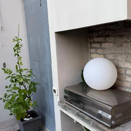 Cozy Private Historic Center Apartment