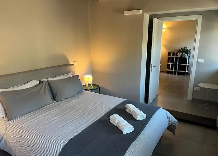 Cozy Private Historic Center